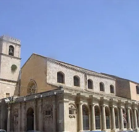 Zenzero E Limone 3* Siraküza