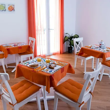 Zenzero E Limone 4* Szirakúza